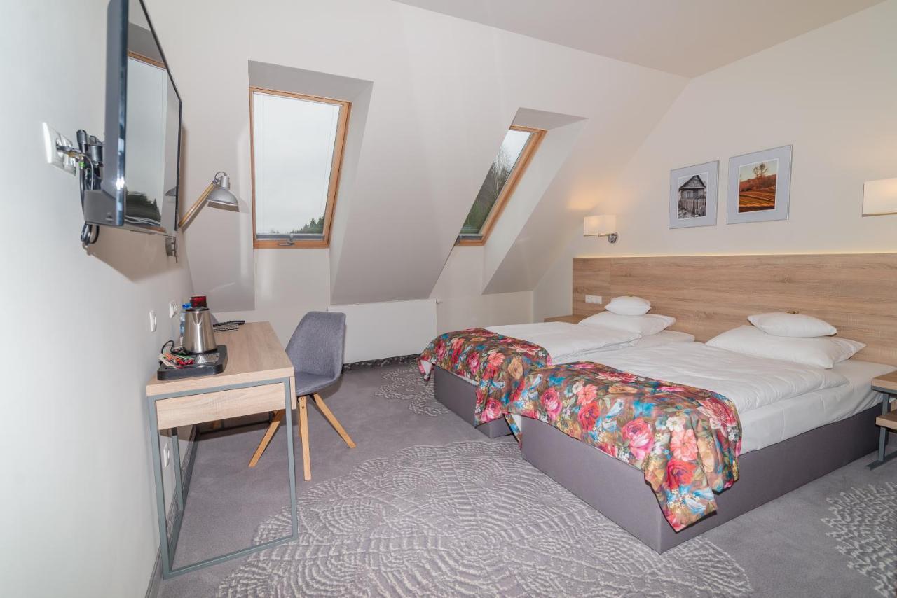 Bed and Breakfast Gosciniec Folwark Nadawki Sienkiewicze Exterior foto